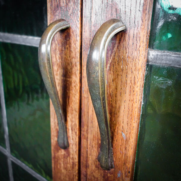 Bibliothèque antique avec portes en verre souillé Brun / Vert - années 1920