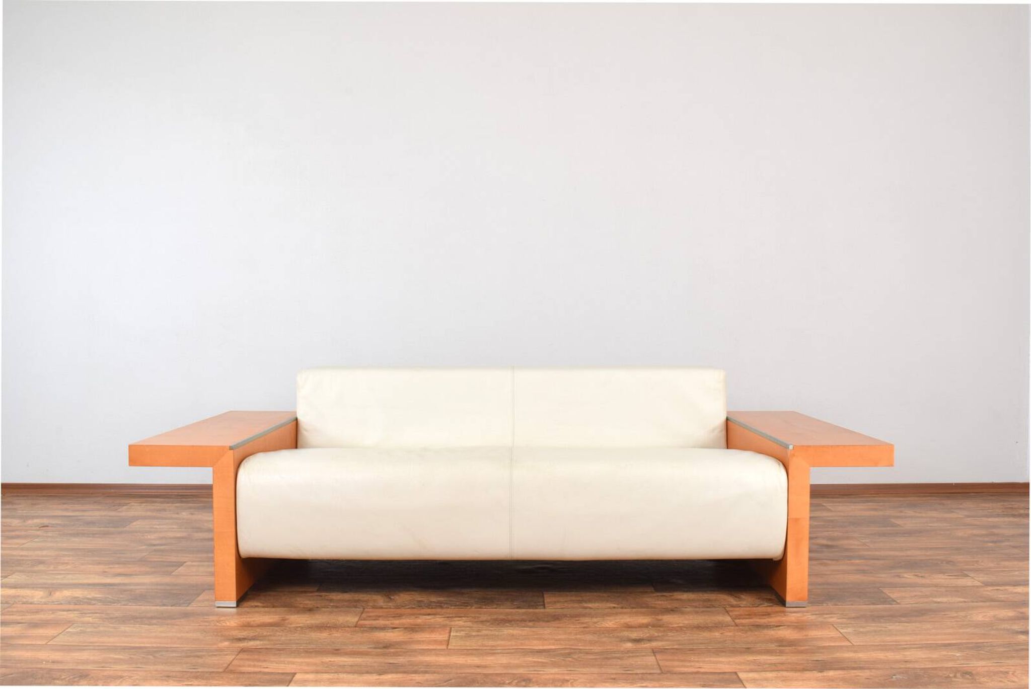 Italian Leather Sofa from Giorgetti, 1980s.