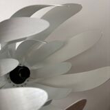 Metal flower pendant