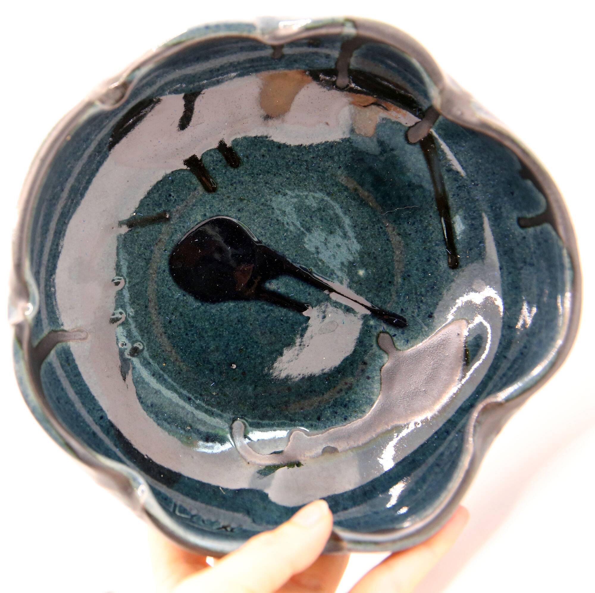 Spanish cup in midnight blue ceramic spotted with black by Ignacio Buxo