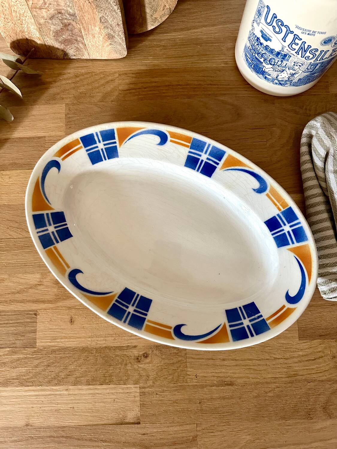 Oval dish Moulin des Loups