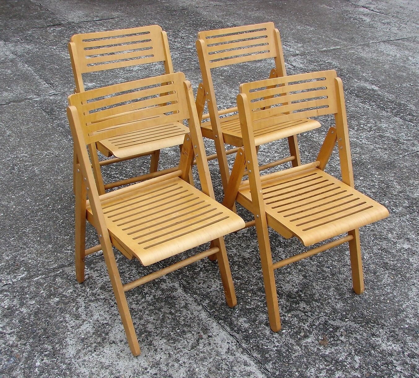 Lot de 4 chaises pliantes, années 1980