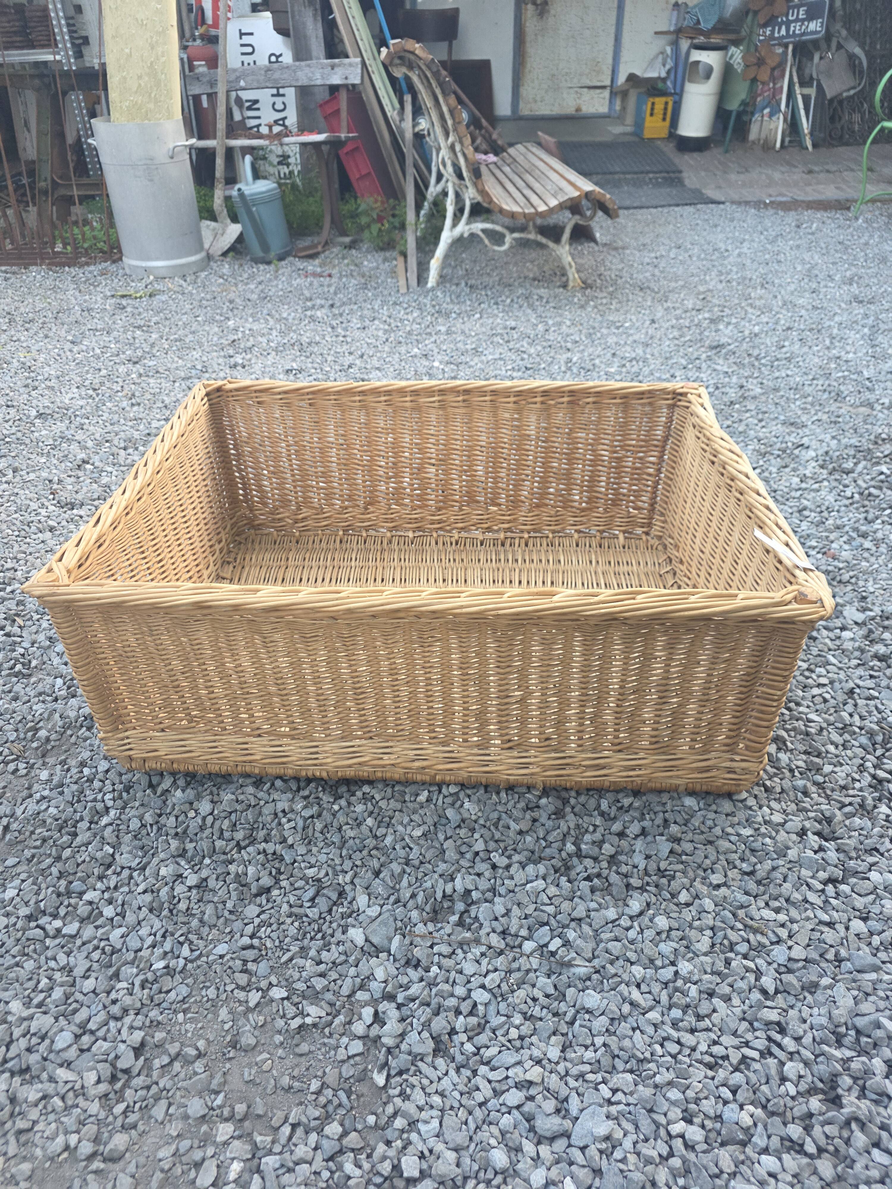Panier en osier grand modèle