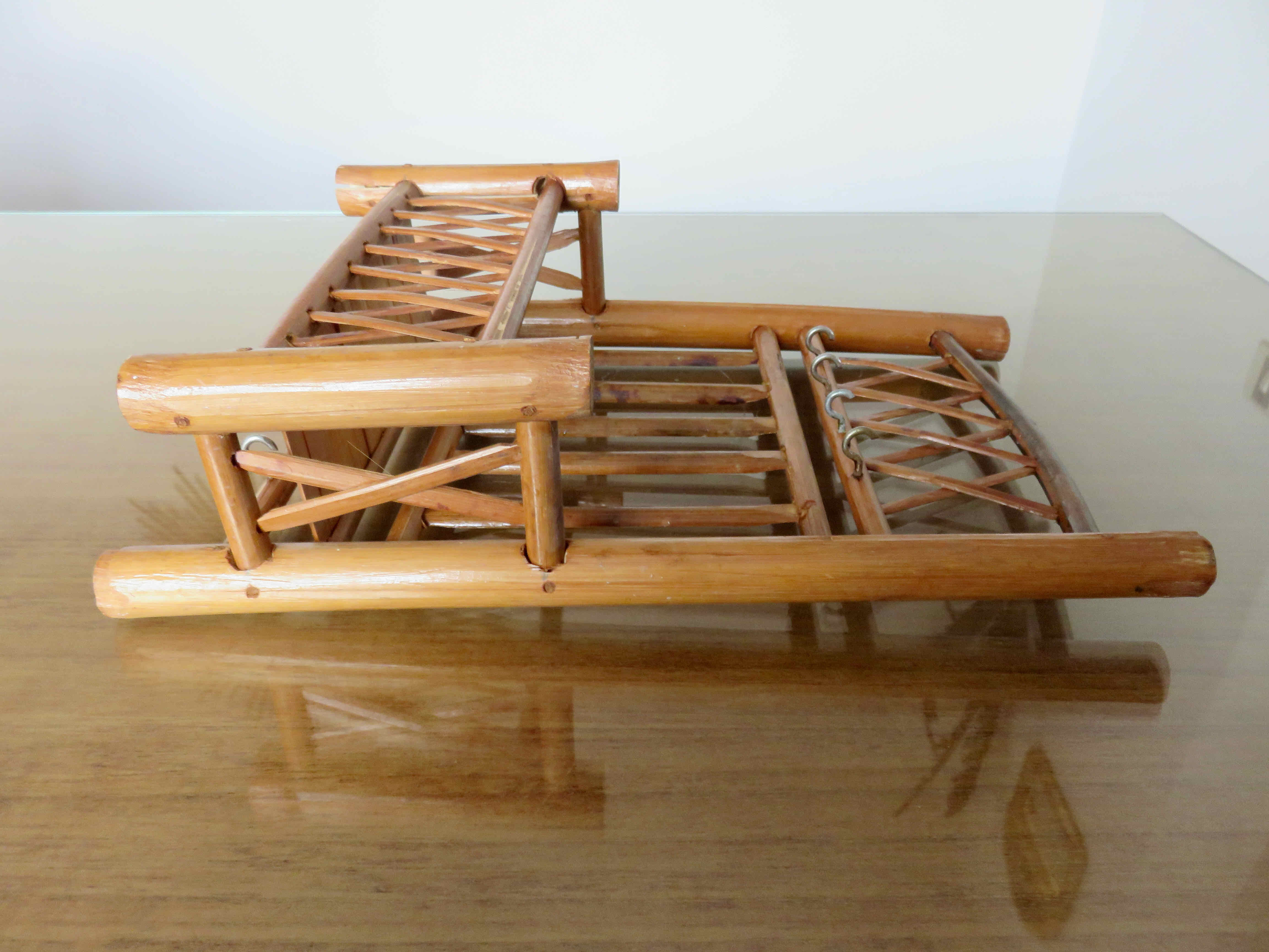 Wall mail rack in bamboo 60s 70s