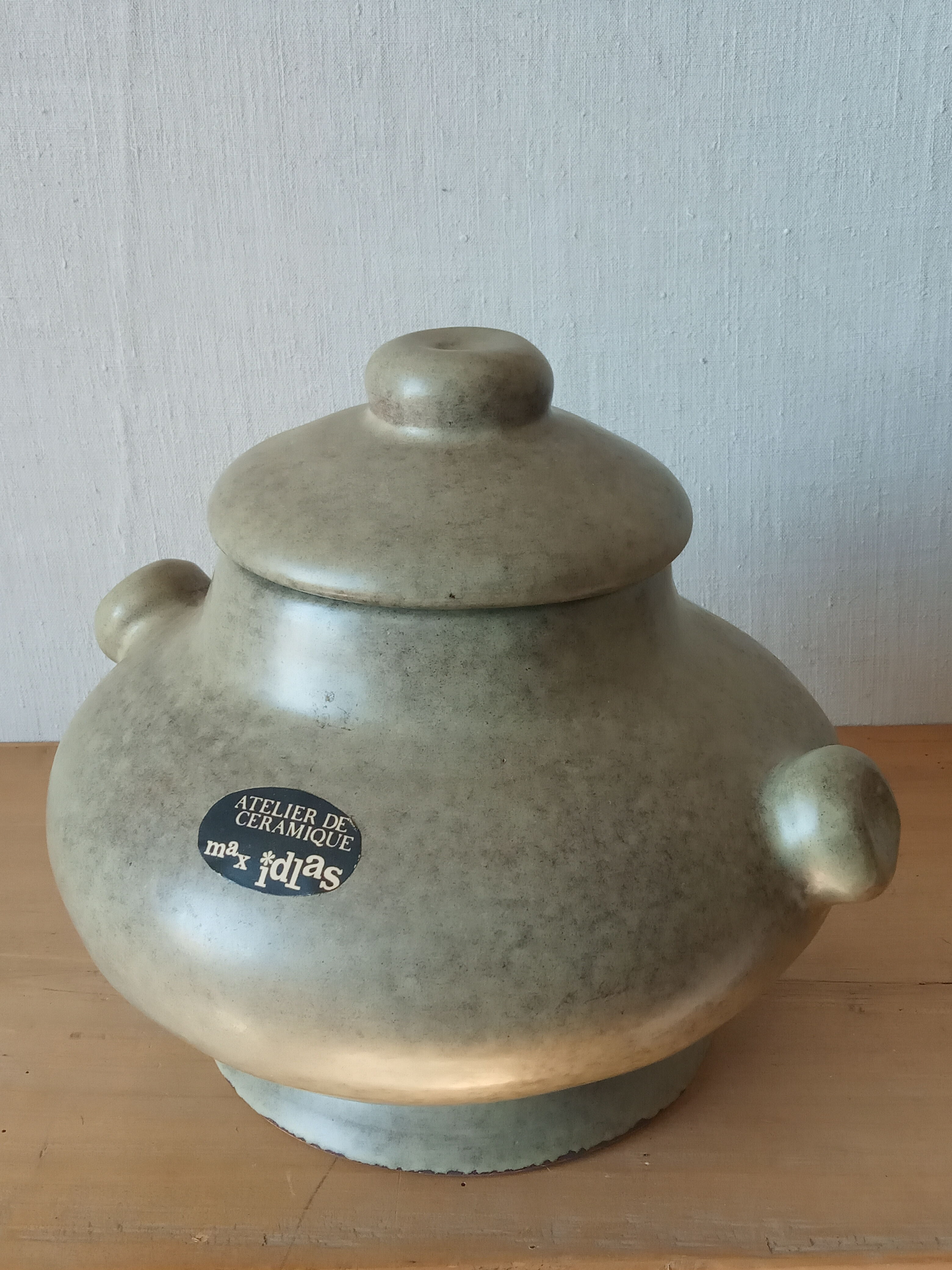 Max Idlas ceramic soup kitchen
