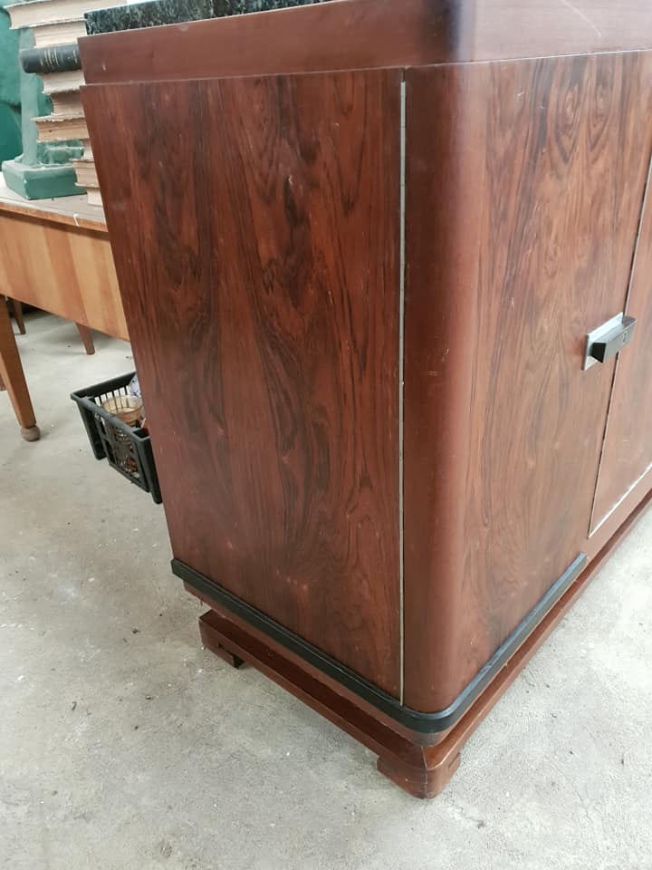 Art Deco mahogany string