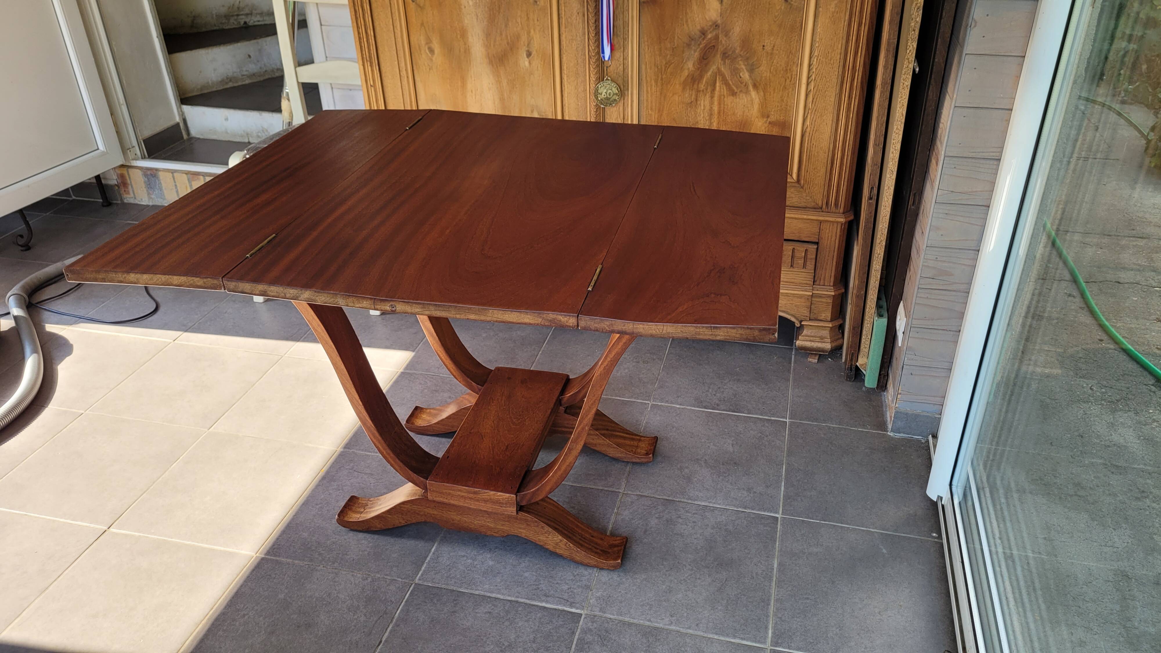 Art Deco folding table