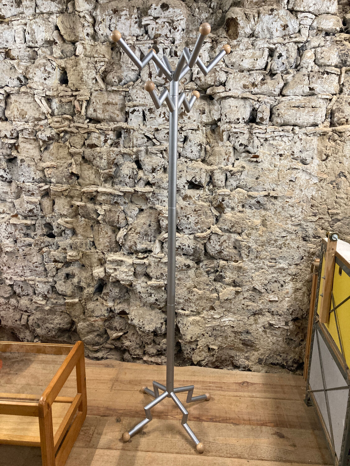 Free-standing coat rack in metal and wood 1980 1990