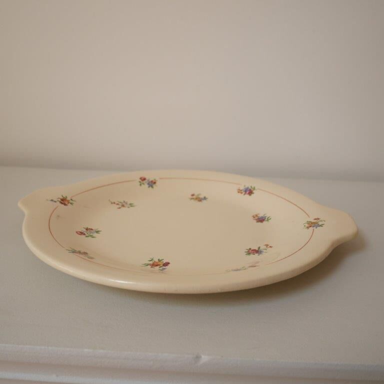 Set of 8 dessert plates with presentation plate, Béarn de Orchies Moulin des Loups model