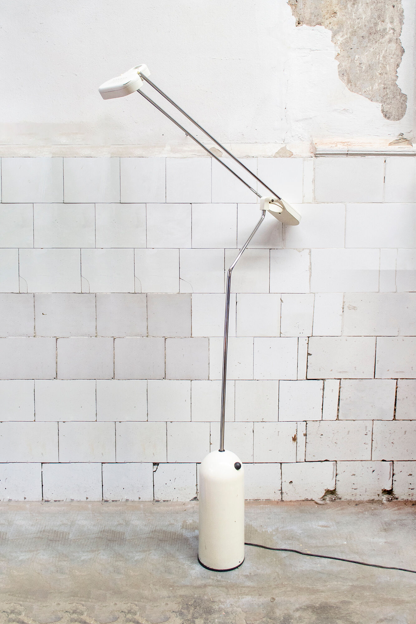 Articulated halogen lamp Italy 70s