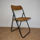 Wicker folding chair