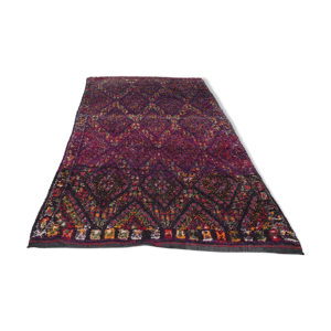 tapis berbère beni ourain en laine à fonds violet motifs losanges, circa 1950, 177x284 cm