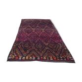 Tapis berbère beni ourain en laine à fonds violet  motifs losanges, circa 1950, 177x284 cm