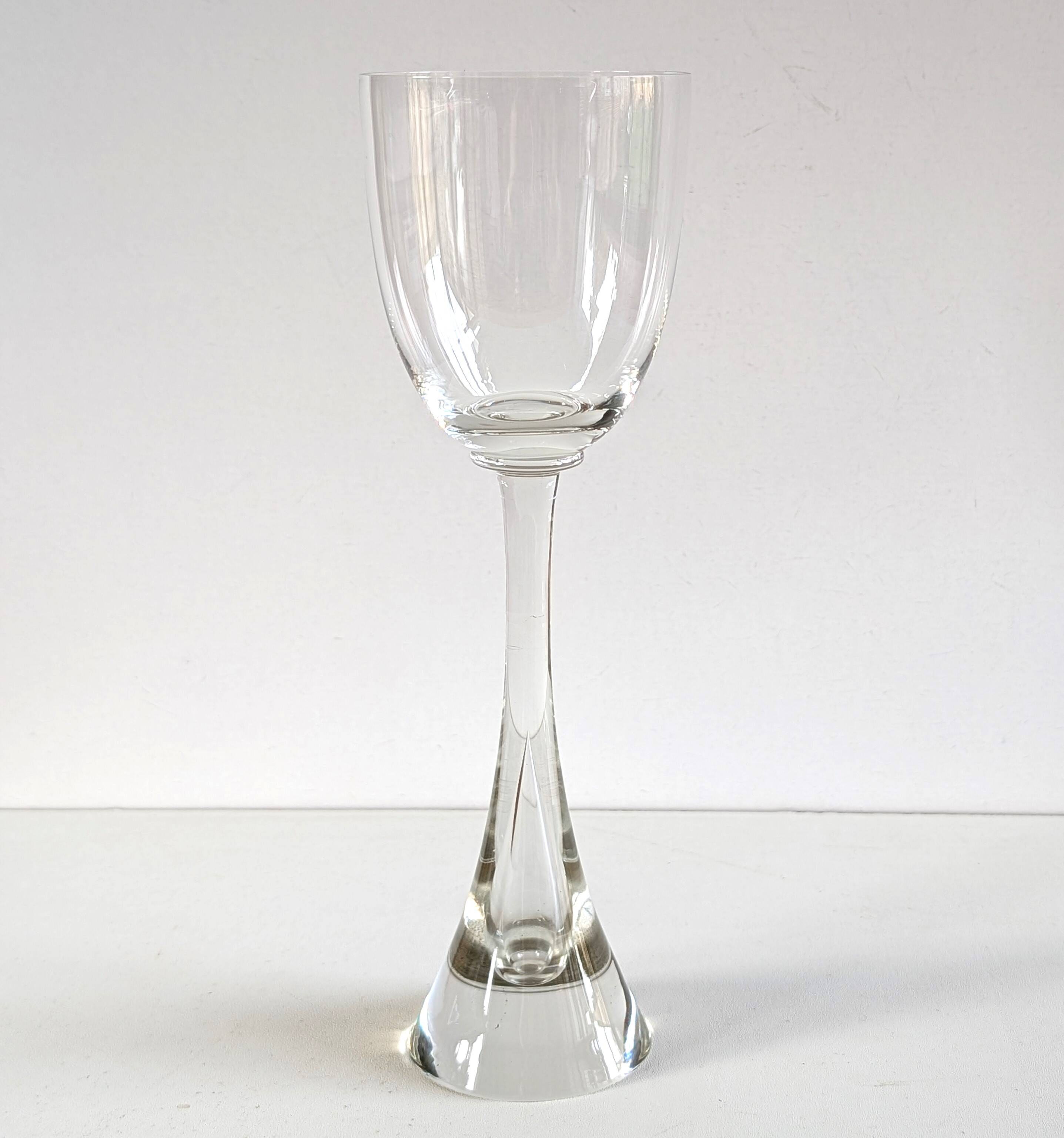 Set of 10 Flight wine glasses from the 60s