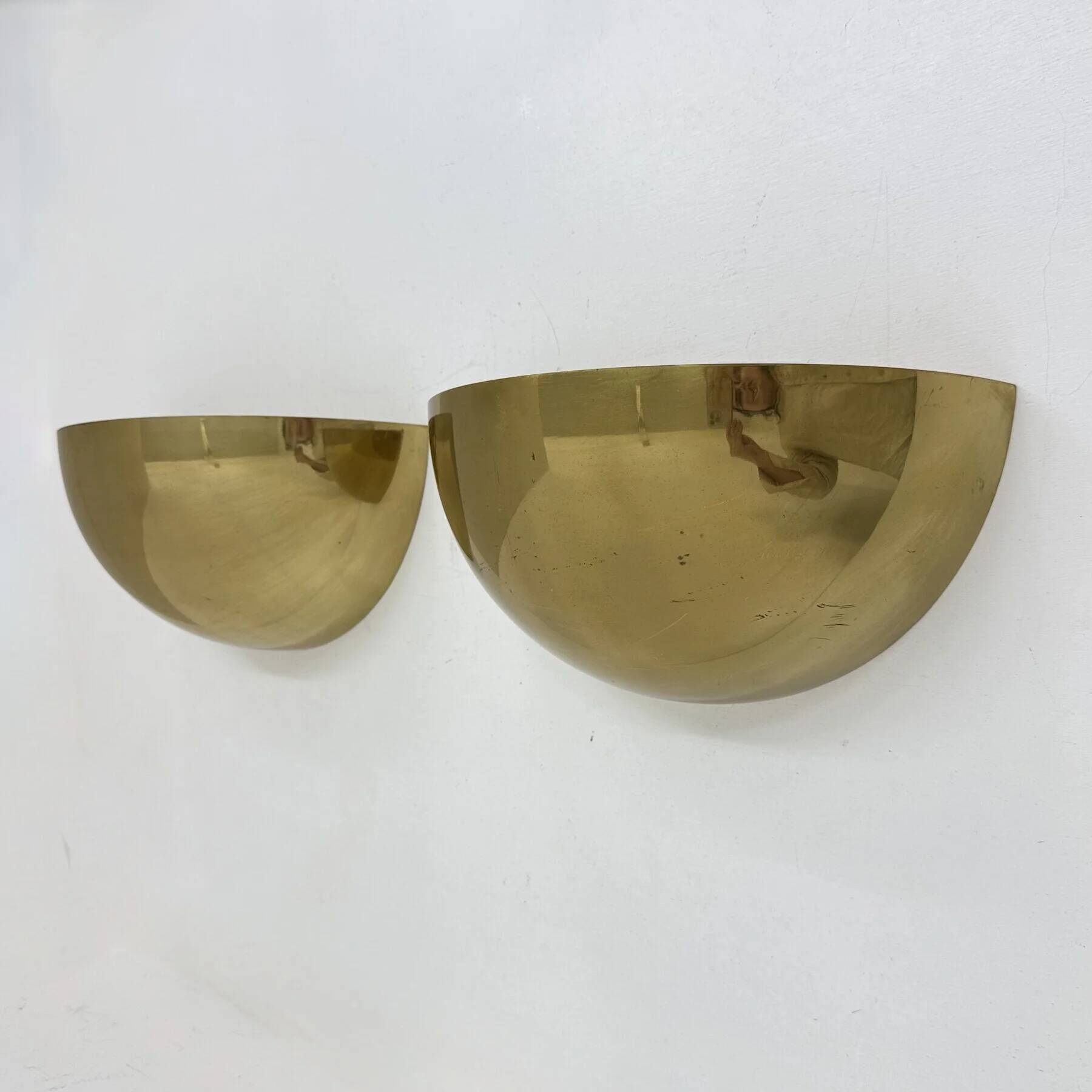 Mid-century pair of brass wall light sconces, 1970s