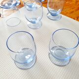 Ensemble de 10 verres à liqueur en cristal teinté dans la masse