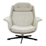 B7041 Armchair in Grey Boucle from Zakłady Przemysłu Meblarskiego Radomsko, 1970s