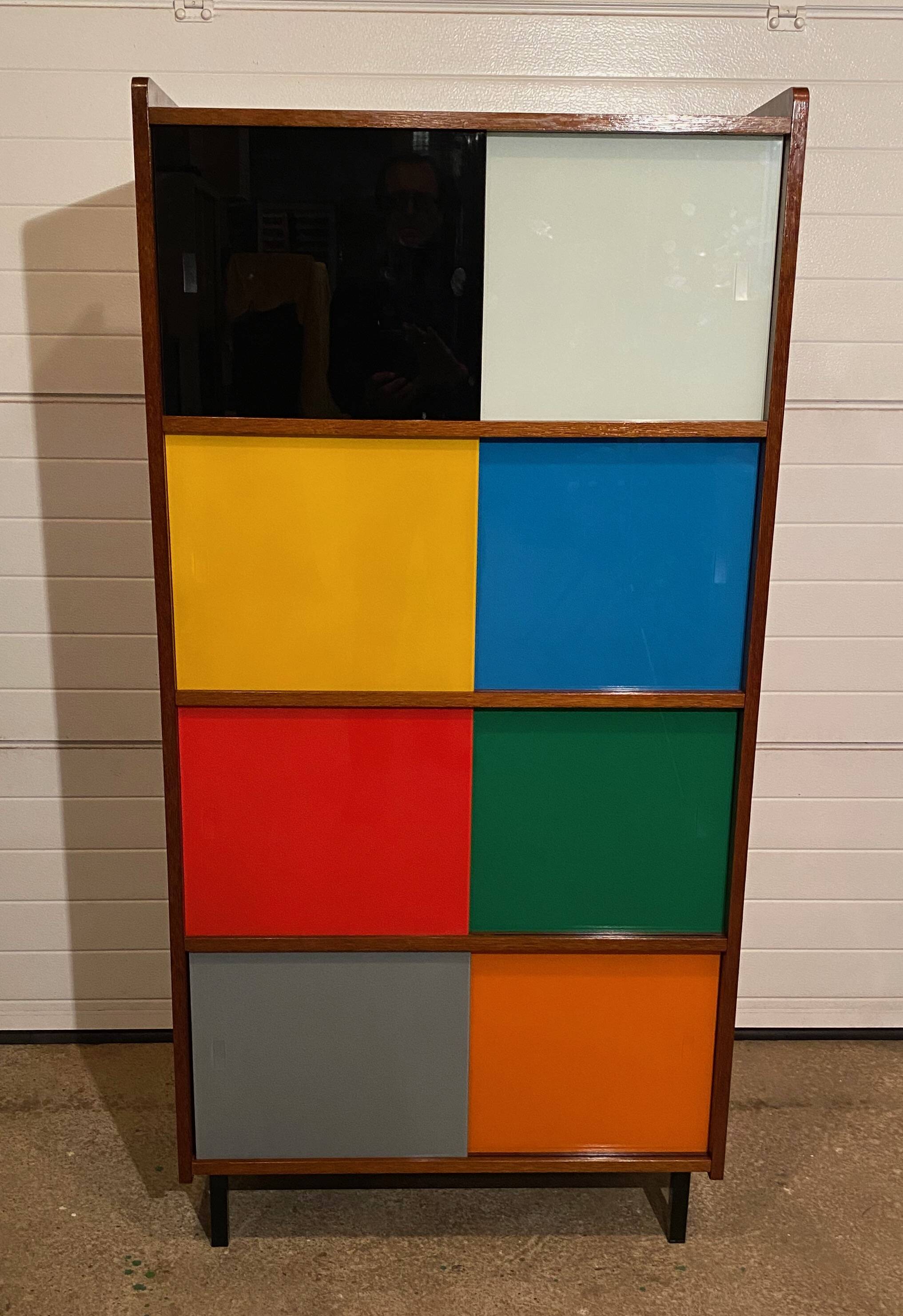 Vintage bookcase/showcase