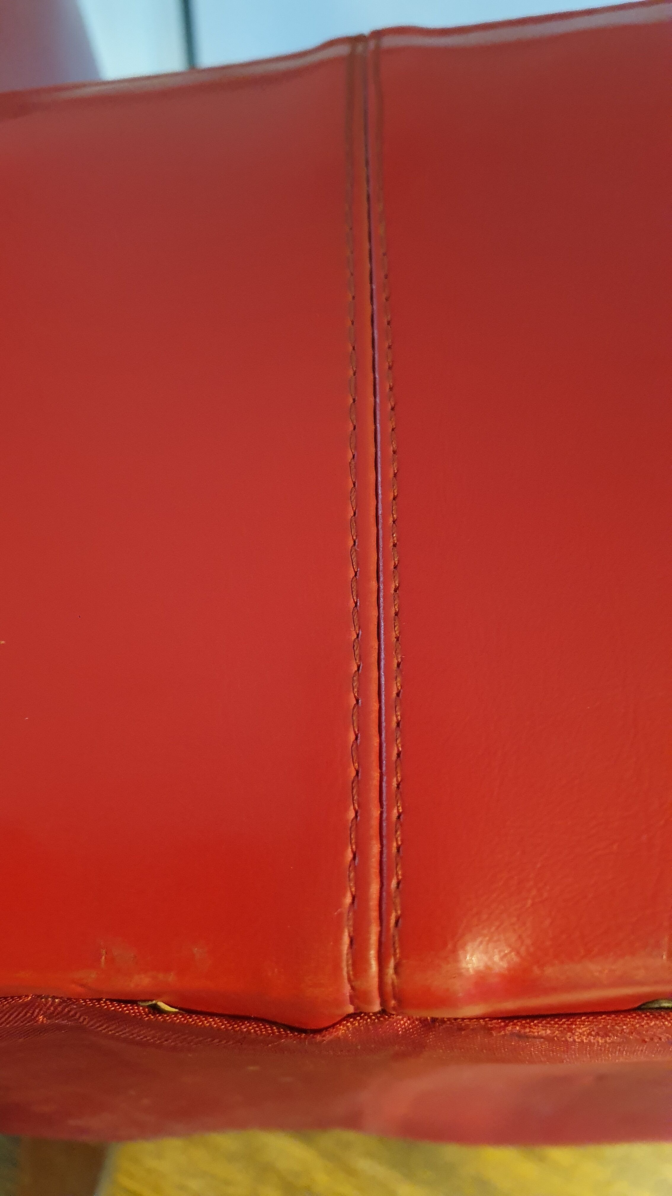 Armchair art deco skaï red