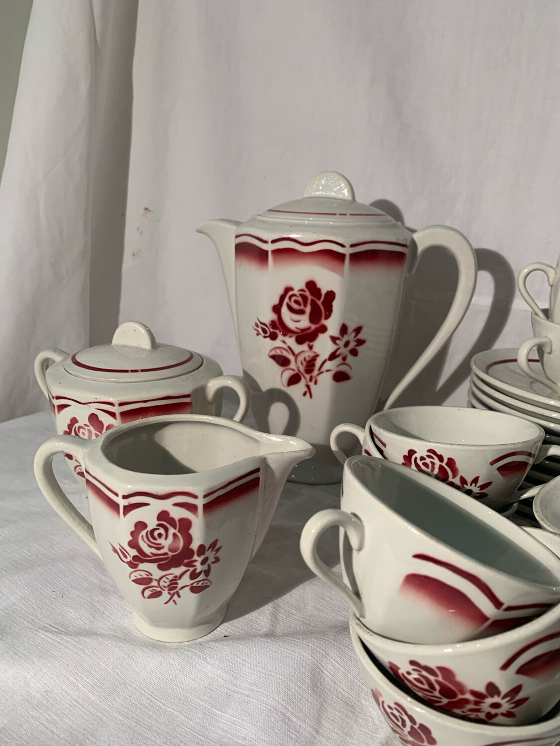 Art Deco pink earthenware service by Badonviller, porcelain, circa 1930