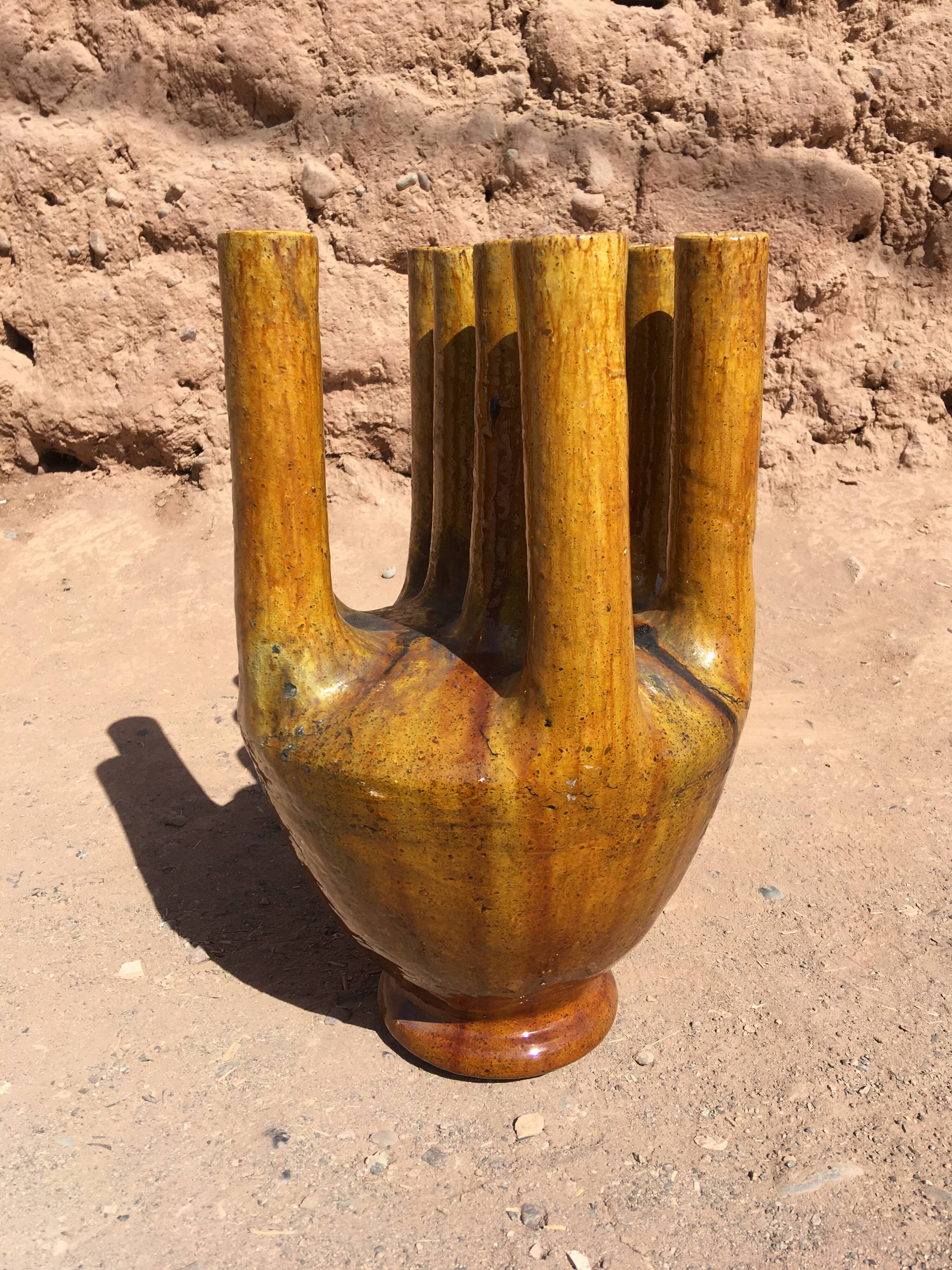 Glazed terracotta tamegroute pottery