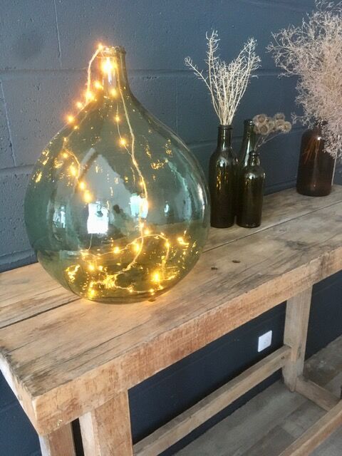 Solid wood carver's workbench