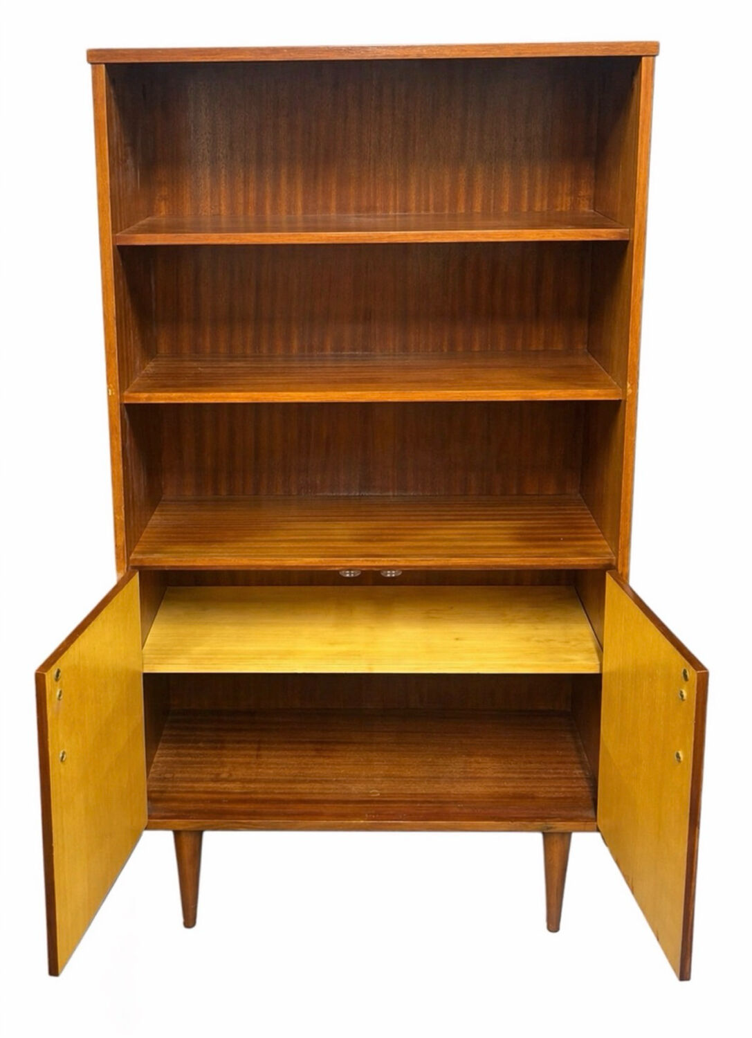 Meuble de rangement  moderniste
