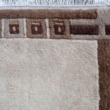 Tapis vintage tibétain Khaden fait main en laine – 64 x 124 cm  Années 1970