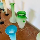 Set of 8 vases, bowls, in glass paste