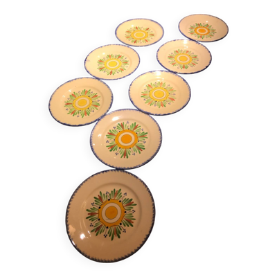 8 assiettes plates Longchamp modèle Jean Marie