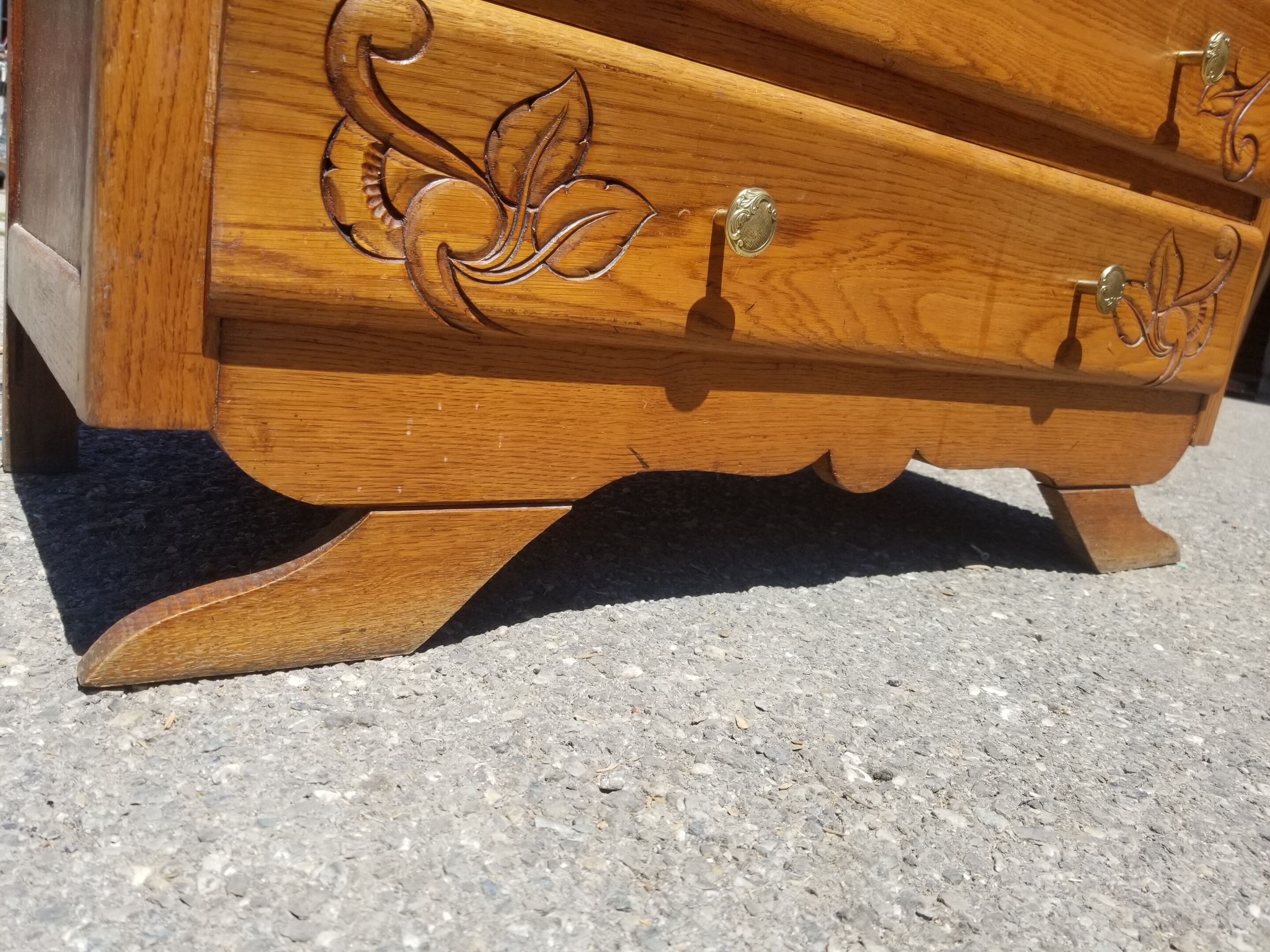 Old Art Deco chest of drawers 4 drawers and marble top