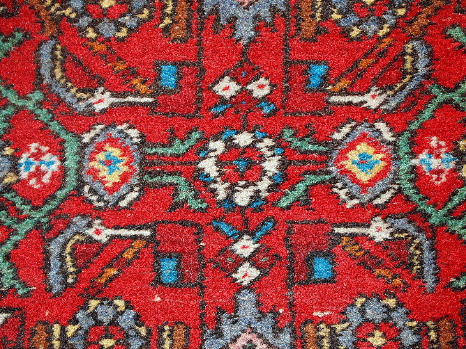 Vintage Persian Hamadaan done hand 78cm x 193cm carpet 1970 s