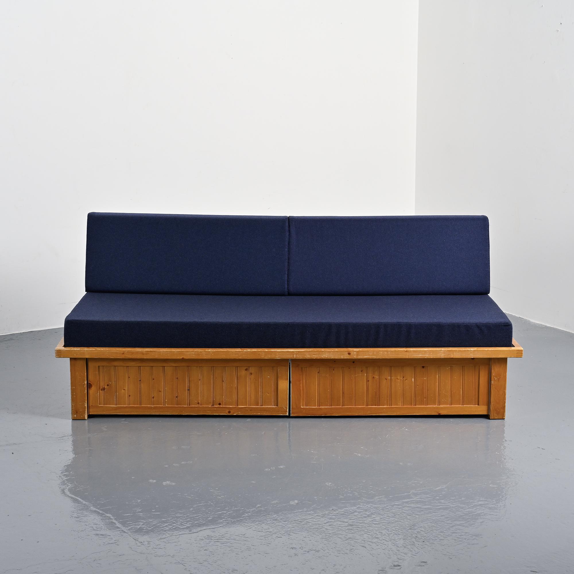 Charlotte Perriand, banquette Les Arcs vers 1973