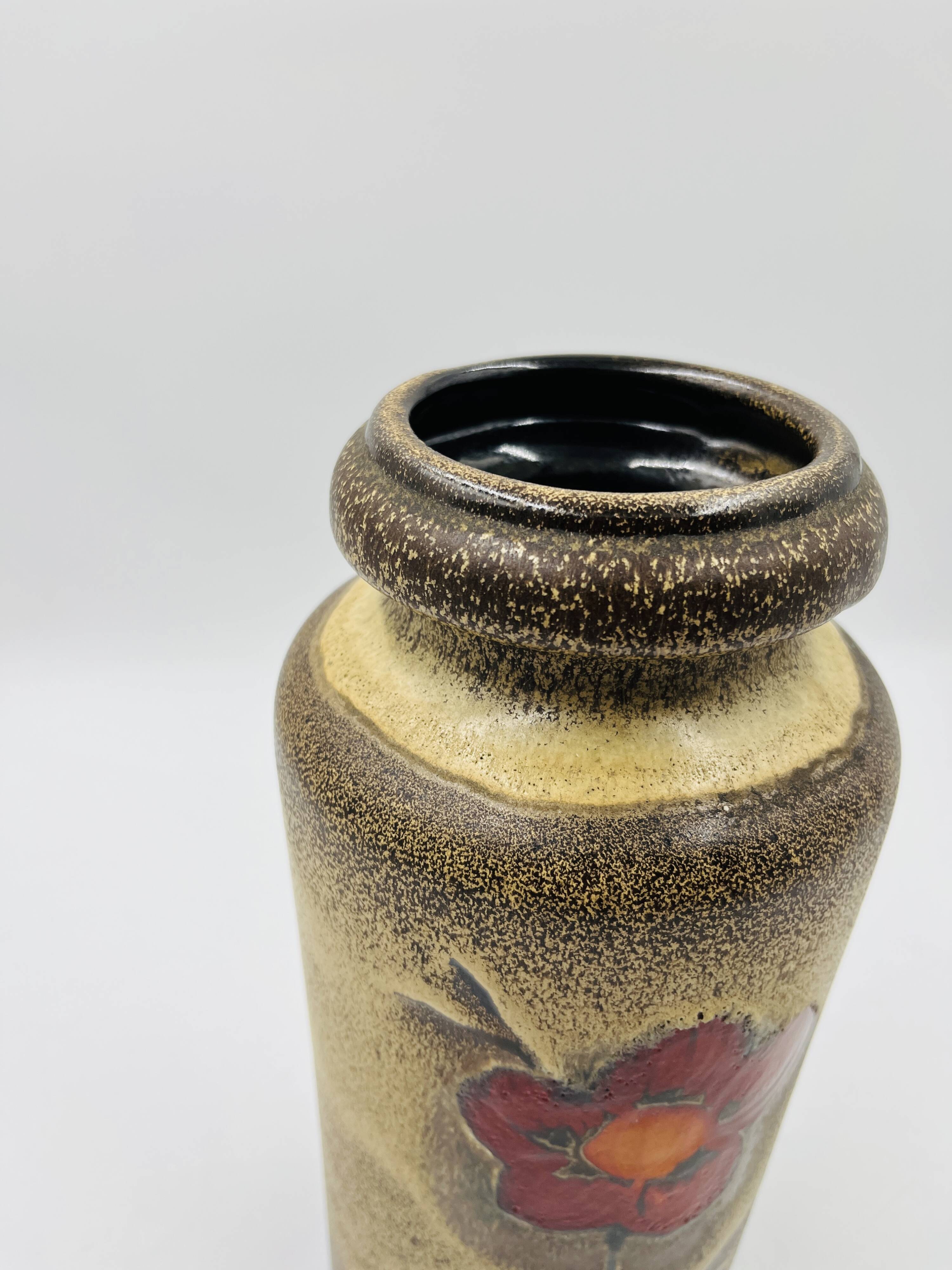 Scheurich vase shape 517 floral decoration by Heinz Siery