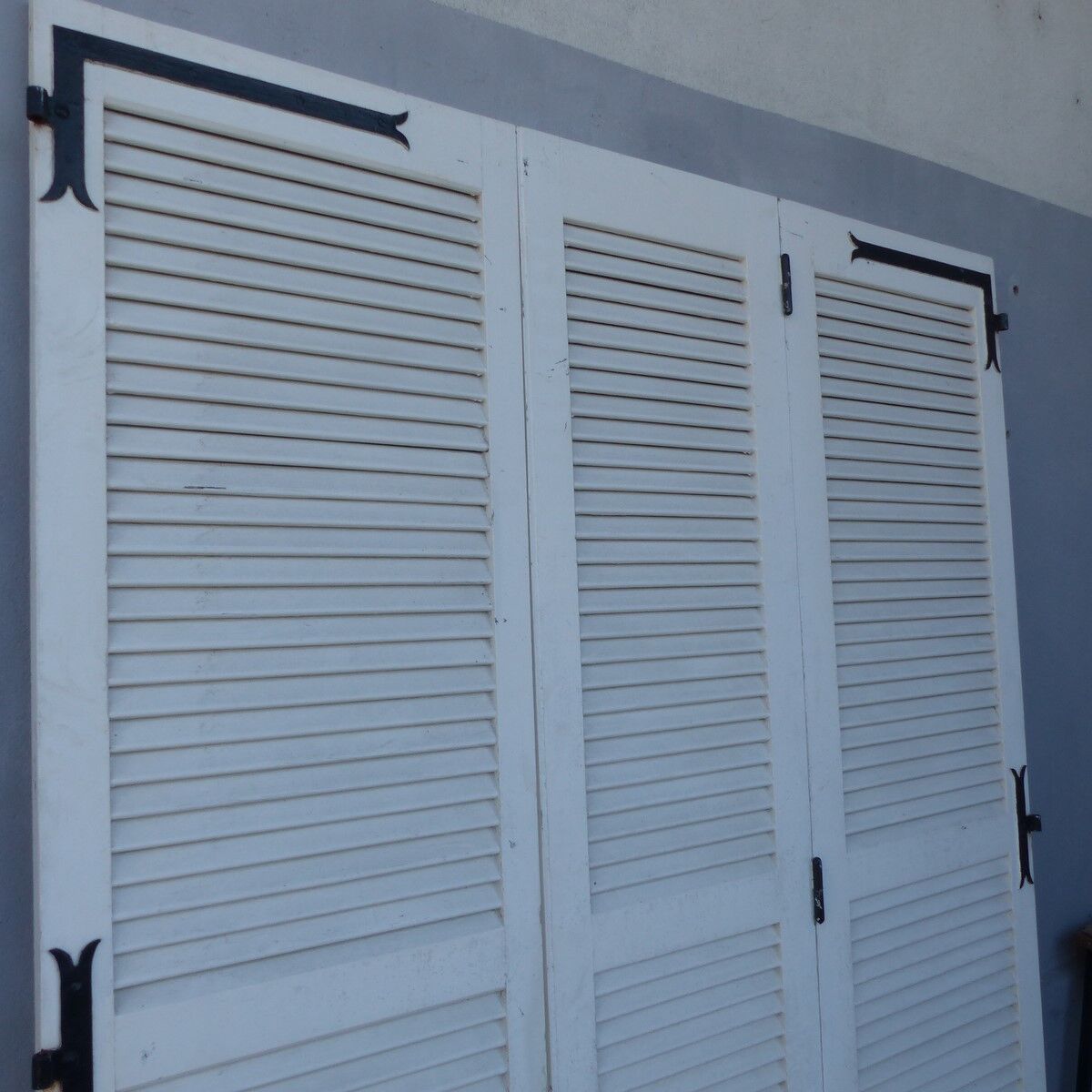 Set of 3 wooden shutters