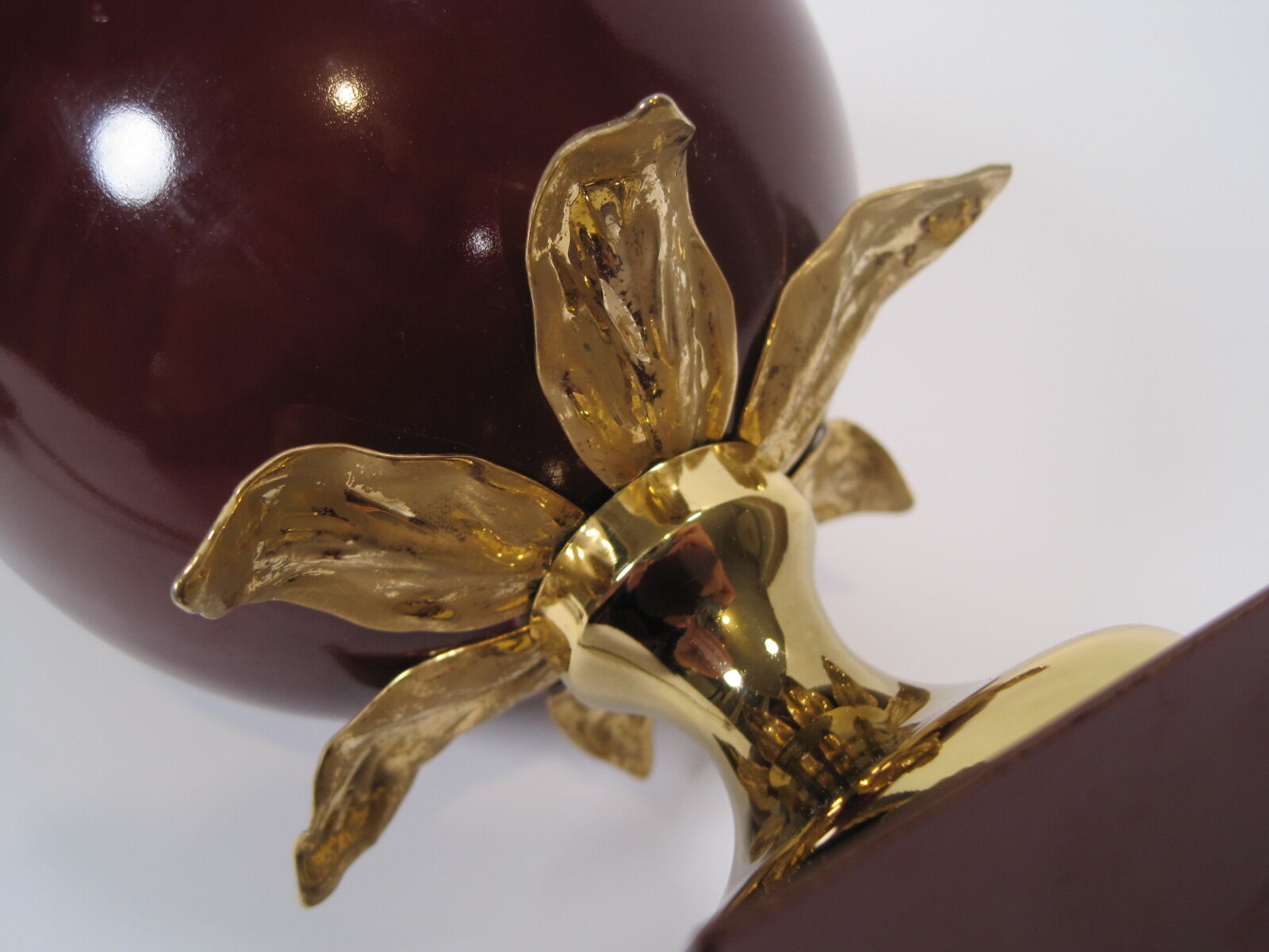 Luxury light lamp lounge egg ostrich 1970 awarded to Louis Drimmer
