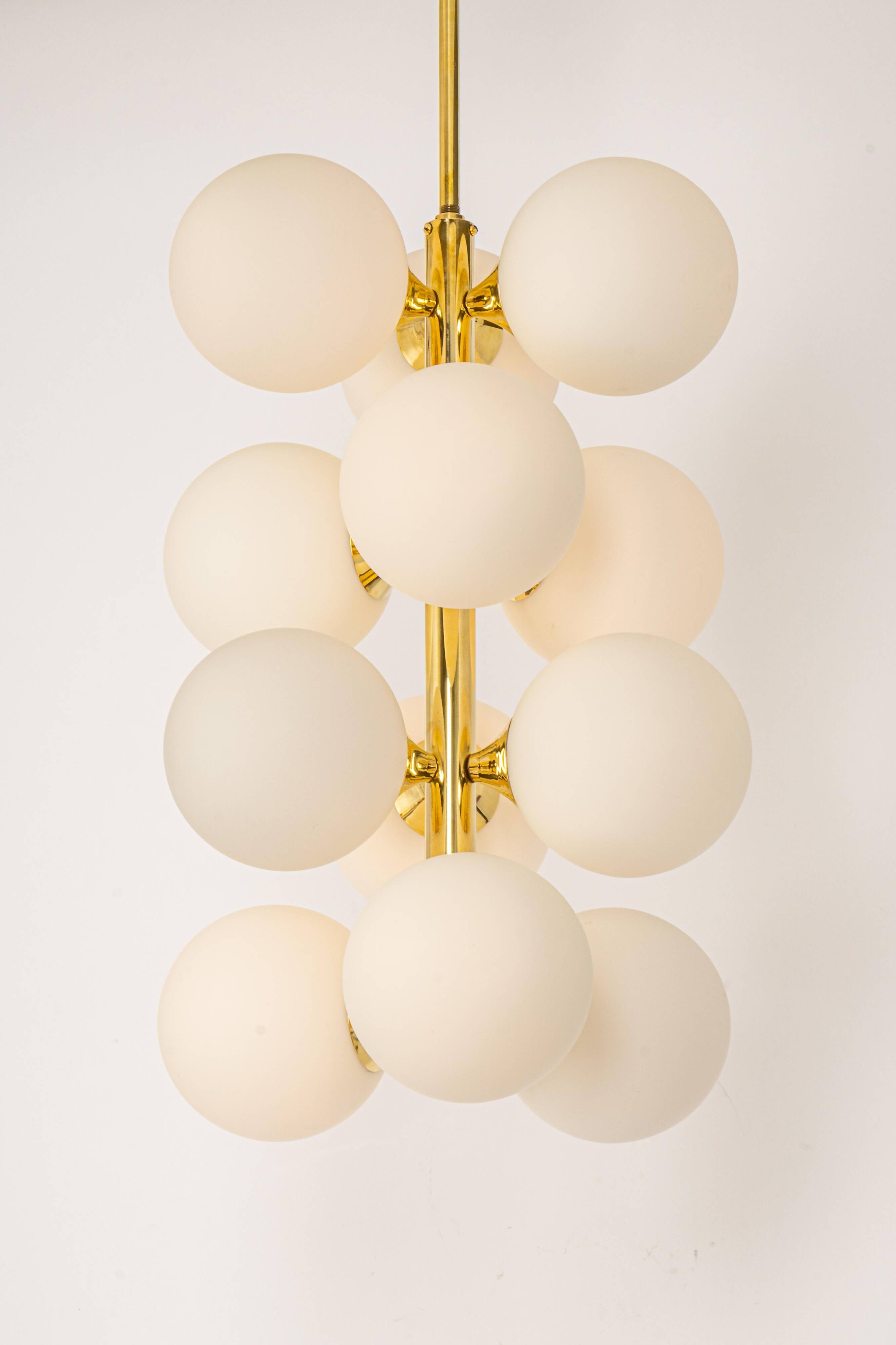 Lustre Sputnik Kaiser en globes de verre, Allemagne, années 1970