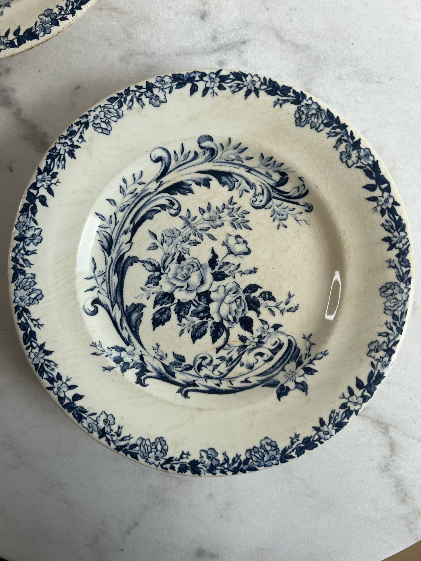 6 assiettes à dessert en terre de fer