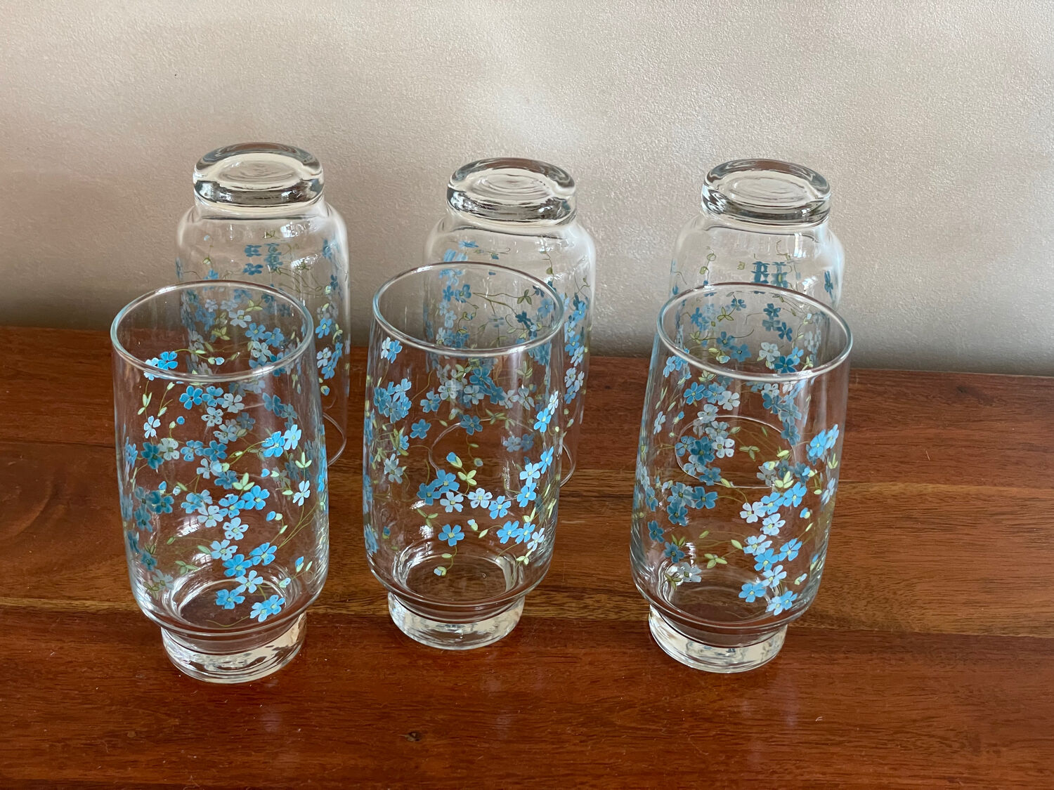 Forget-me-not water glasses
