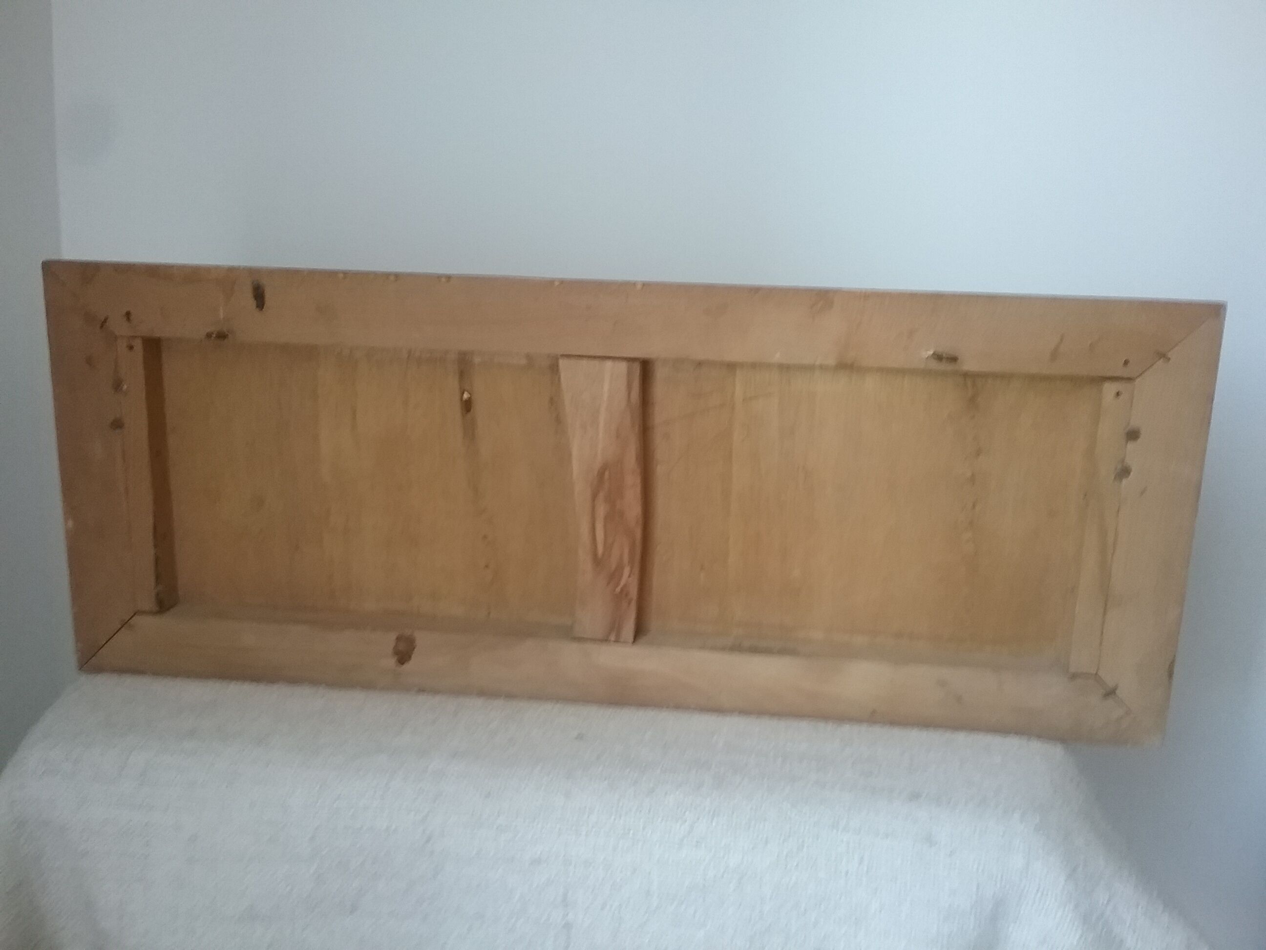Wood coatrack