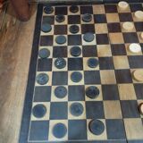 Ancien coffret de jeu de backgammon et de dames en bois