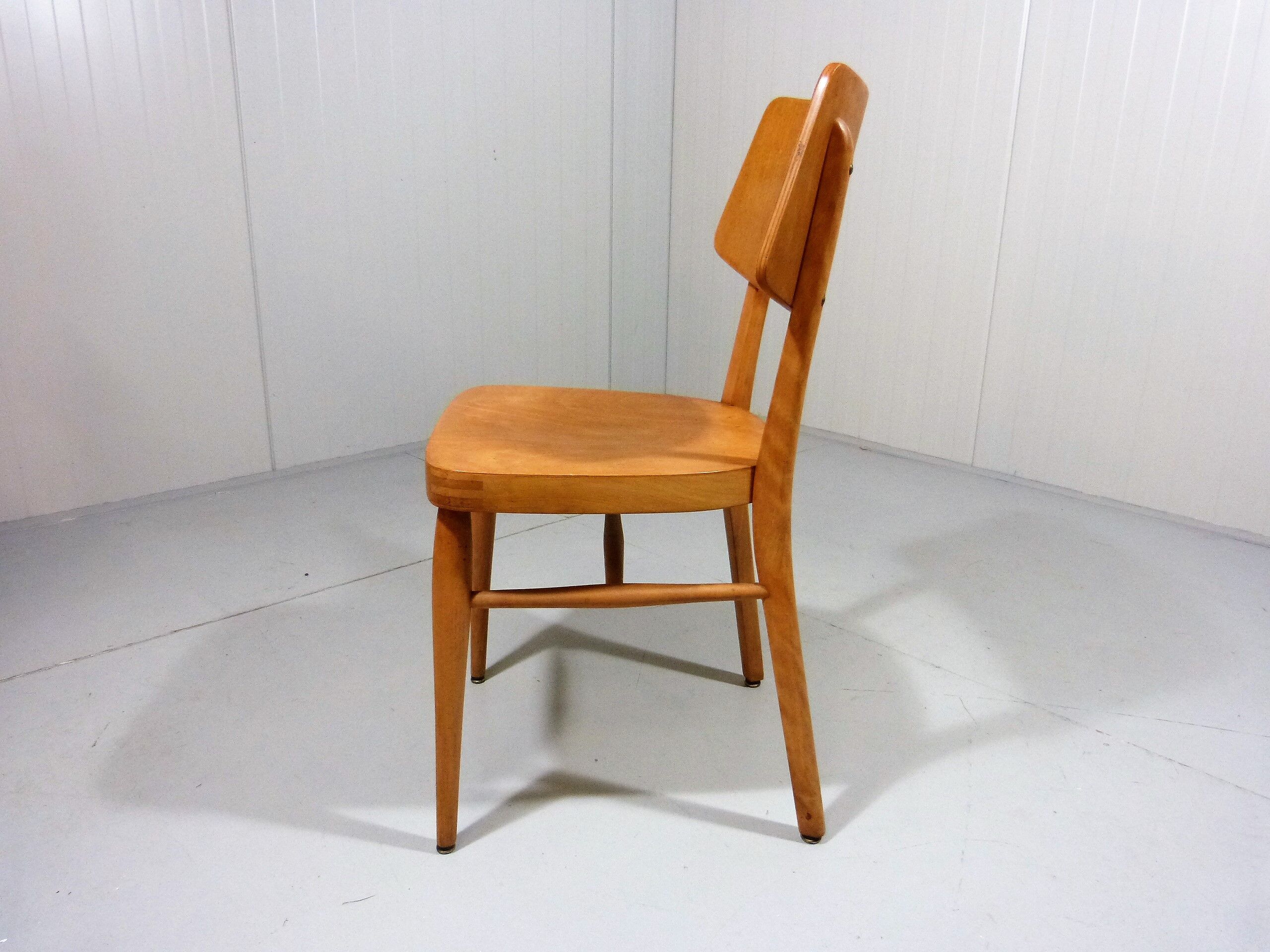 Set of 8 wooden dining chairs 1950’s