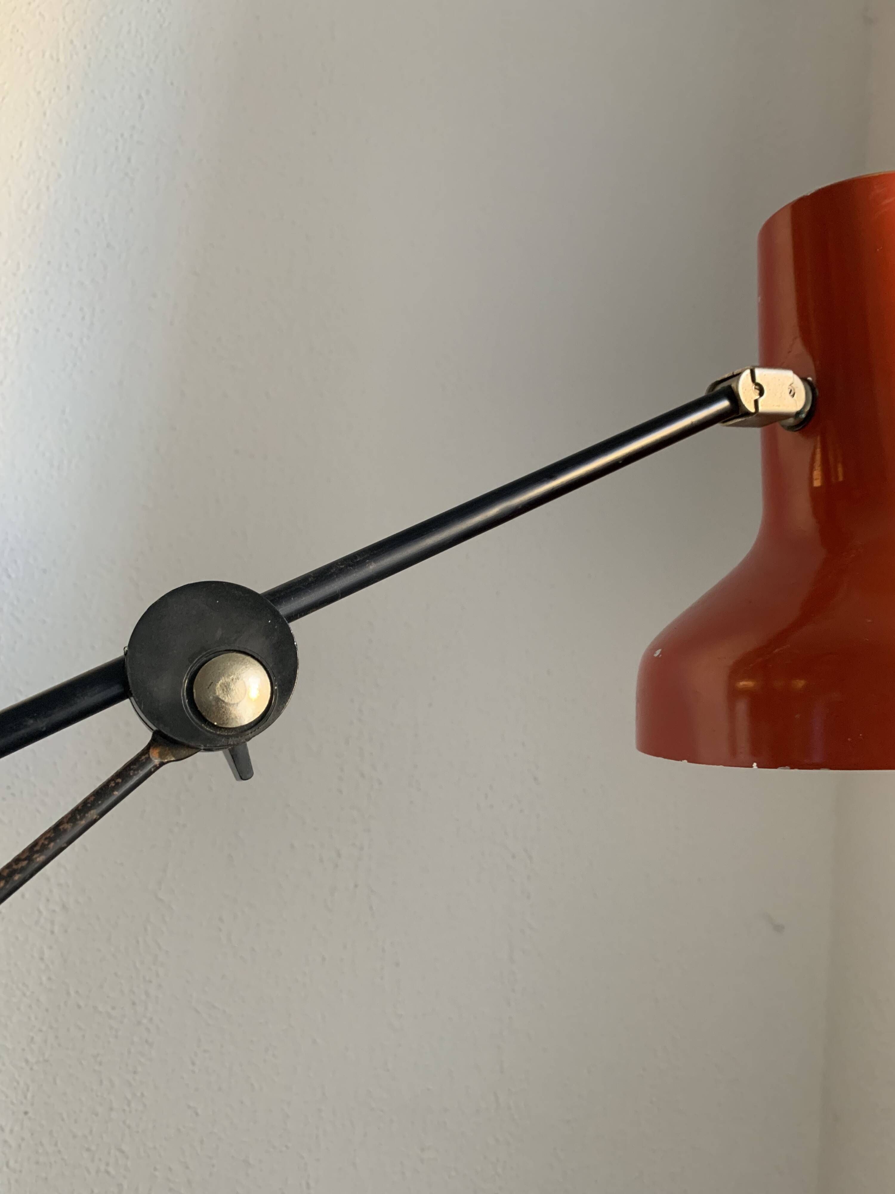 Vintage 1970s architect's desk lamp RDA (DDR - GDR) red - 50 cm
