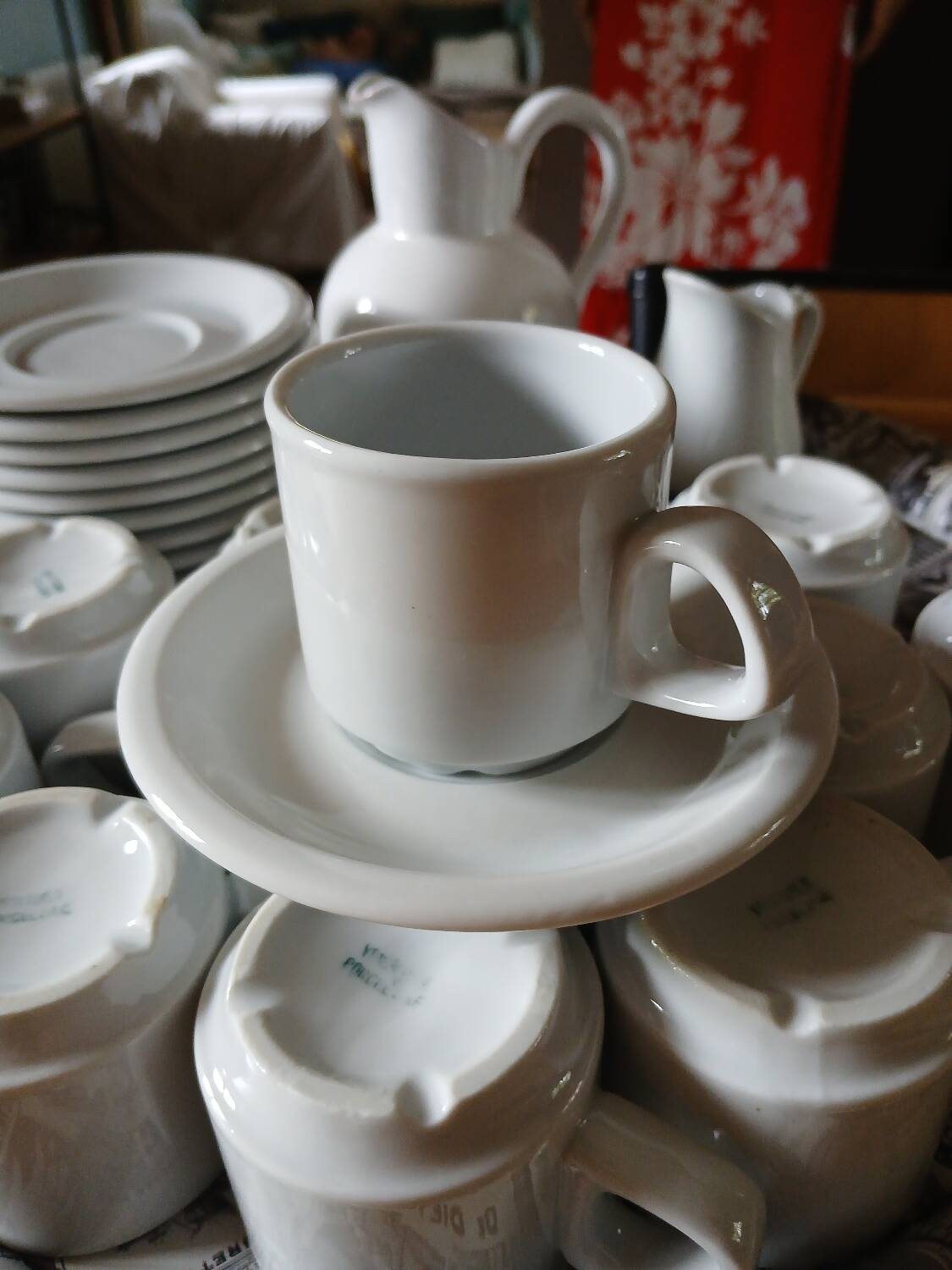 12 bistro coffee cups and 2 pots
