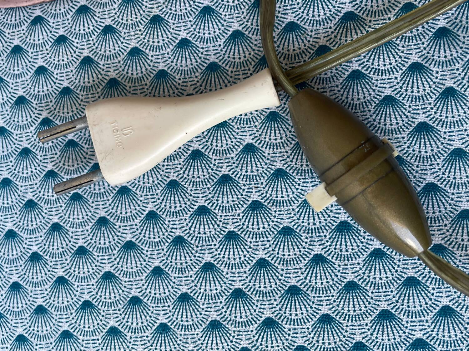 Vintage 60s Cocotte Lamp