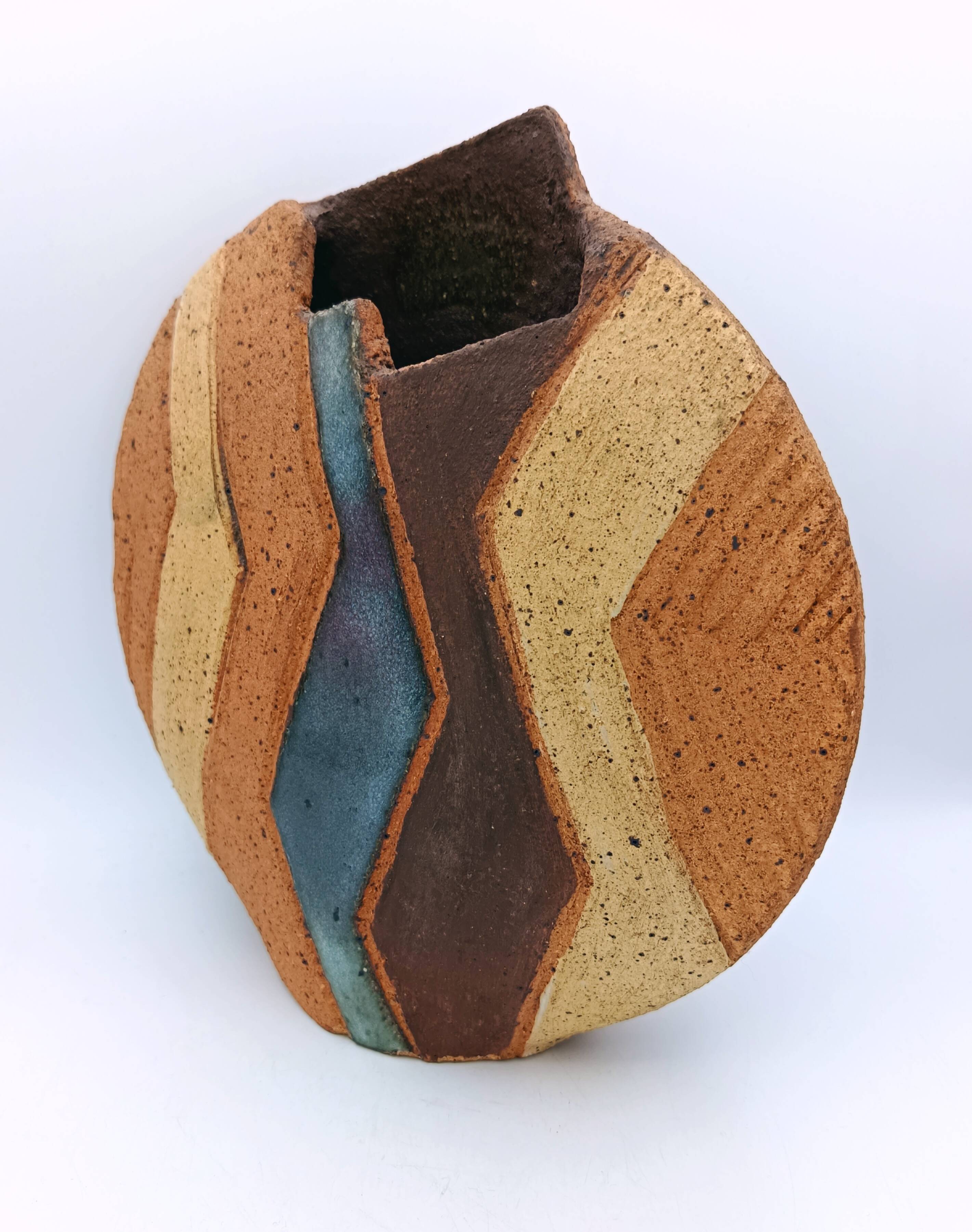Geometric decorative vase