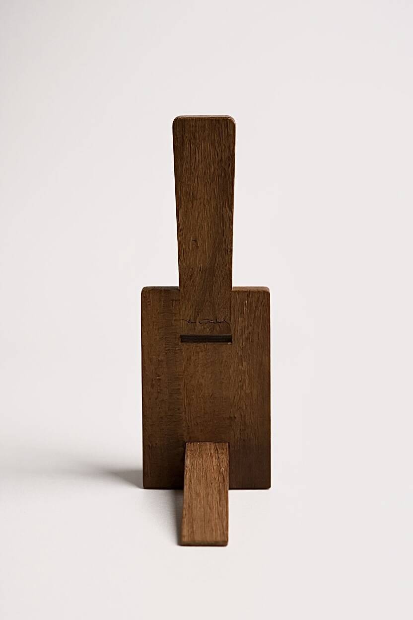 Brutalist minimalist armchair Alain Gaubert - 1980