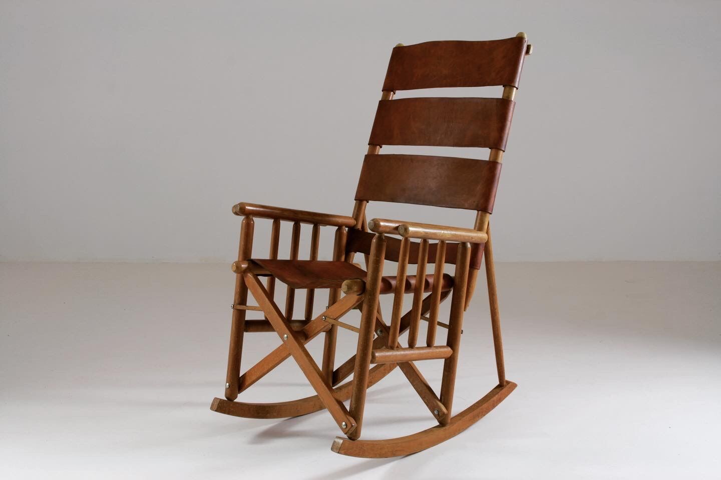 American rocking chair in wood and leather, 1960s