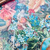 Chromolithographic composition table