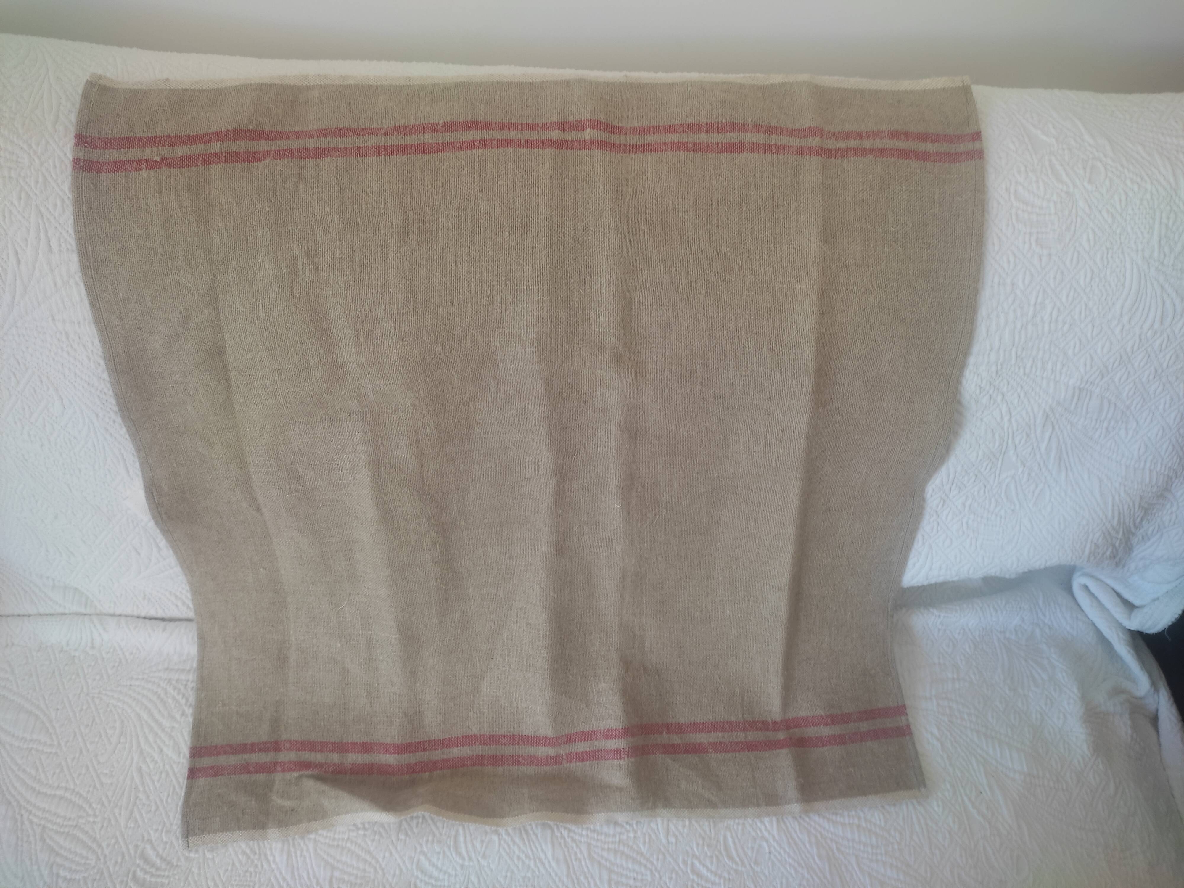 Set of 3 new tea towels in old linen